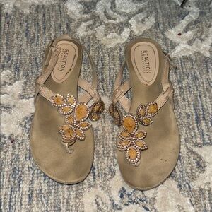 Elegant Beige Sandals with Floral Embellishments